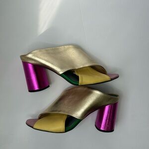 Vero Cuoio Italian leather multicolor block heeled mules. Women’s 38